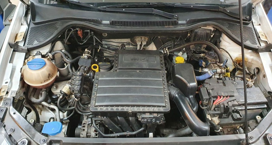 Чип-тюнинг Volkswagen Polo 1.6 (110 л.с.) Удаление катализатора и установка пламегасителя