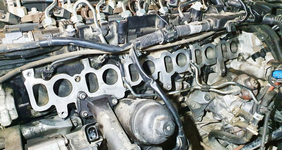 Чип-тюнинг BMW X5 40d 3.0 (313 л.с.). Отключение клапана EGR. Очистка впускной системы от сажи. Отключение и удаление сажевого фильтра (DPF)