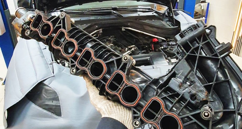 Чип-тюнинг BMW X6 E71 3.0 (245 л.с.). Чистка впускного коллектора от сажи. Отключение клапана EGR. Удаление сажевого фильтра