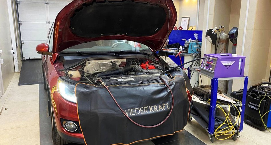 Чистка впускных клапанов на двух Volkswagen Tiguan 2.0. Промывка форсунок