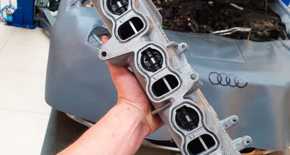 Чистка впускного коллектора BMW 7-Series (G11) 750d 3.0 (400 л.с.). Отключение клапана EGR и вихревых заслонок.
