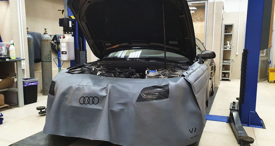 Чистка впускных клапанов и промывка форсунок на Audi A5 2.0 TFSI (211 л.с.)