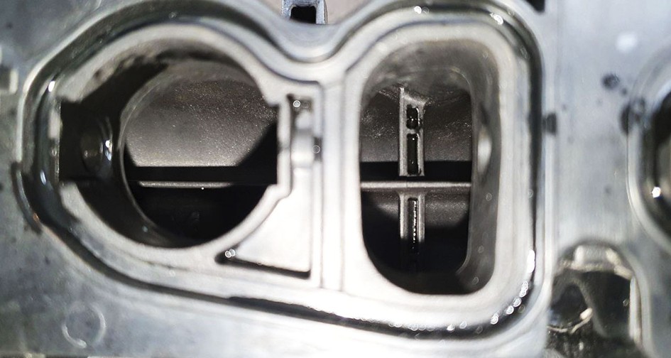 Чип-тюнинг BMW Х4 (F26) 20d 2.0 (190 л.с.). Удаление сажевого фильтра. Отключение клапана EGR и вихревых заслонок. Чистка впуска от сажи