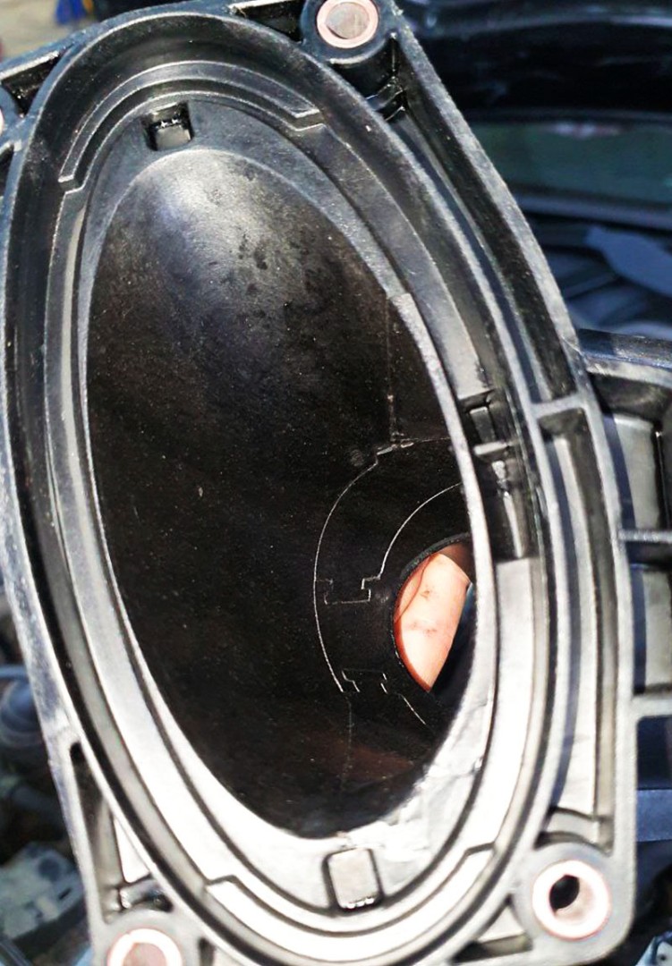 Техническое обслуживание Mercedes-Benz CLS (C218) 250d 2.1 (204 л.с.). Отключение клапана EGR. Чистка впускного коллектора. Удаление мочевины Adblue и сажевого фильтра. Чип-тюнинг