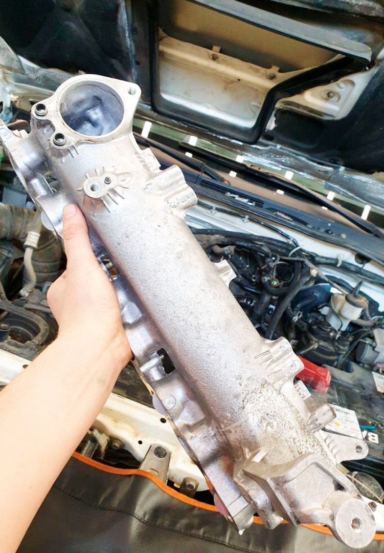 Чистка впускного коллектора Toyota Hilux 2.4D (150 л.с.). Отключение клапана EGR. Чип-тюнинг