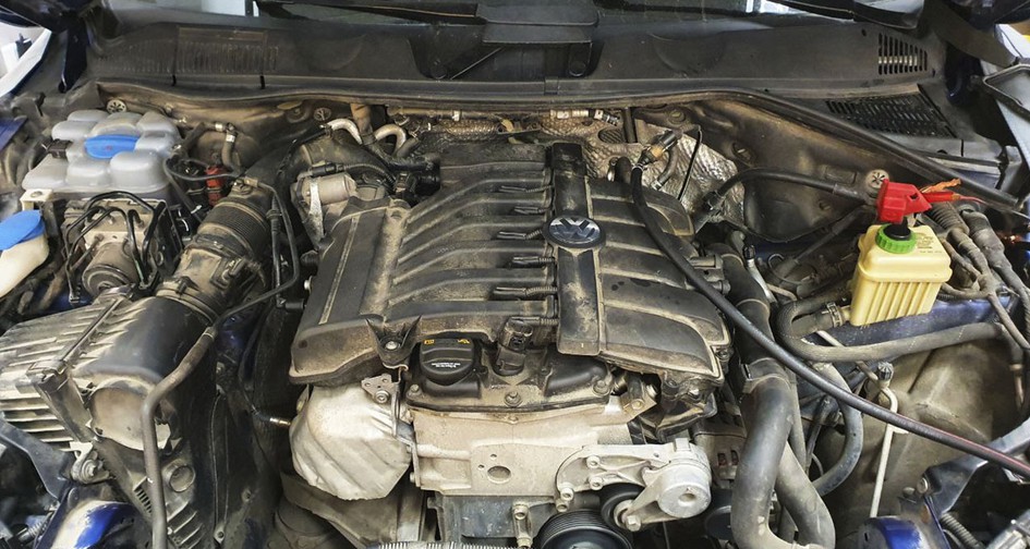 Удаление катализаторов и установка пламегасителей на Volkswagen Touareg (FL) 3.6 FSI (249 л.с.). Чистка впускных клапанов и форсунок. Чип-тюнинг