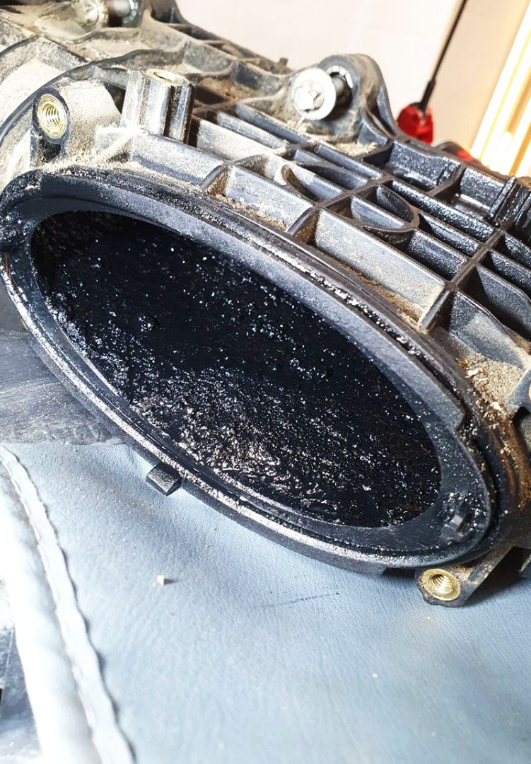 Удаление сажевого фильтра на Mercedes-Benz GLK 220 CDI 2.1 (170 л.с.). Отключение клапана EGR. Чистка впускной системы от сажи. Чистка форсунок. Чип-тюнинг