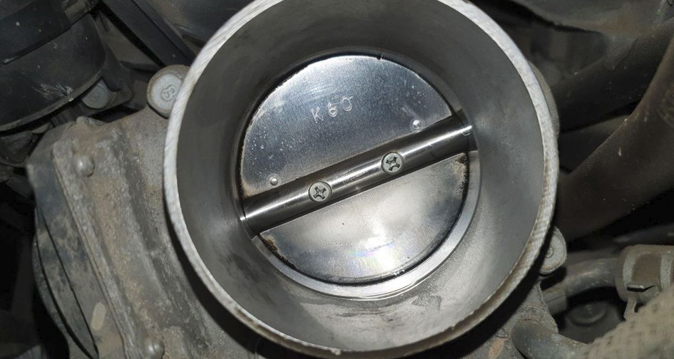 Удаление катализатора и установка металлического катализатора на Hyundai Tucson 2.0 (150 л.с.). Чип-тюнинг. Чистка форсунок