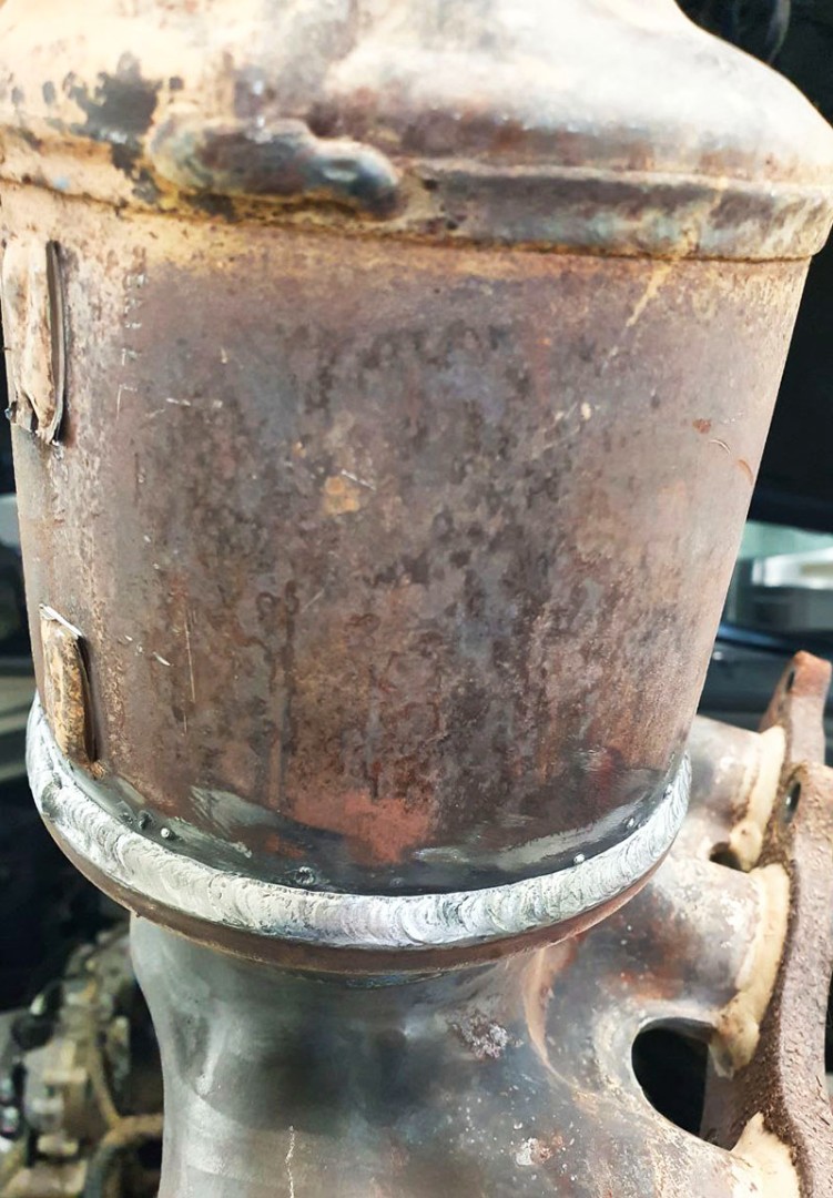 Удаление катализатора и установка металлического катализатора на Hyundai Santa Fe 2.4 (188 л.с.). Чистка клапанов и форсунок. Чип-тюнинг
