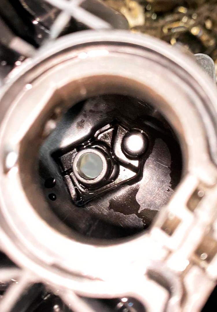 Чистка впускного коллектора BMW X4 (G02) 30d 3.0 (249 л.с.). Чип-тюнинг и обновление ПО электронных блоков