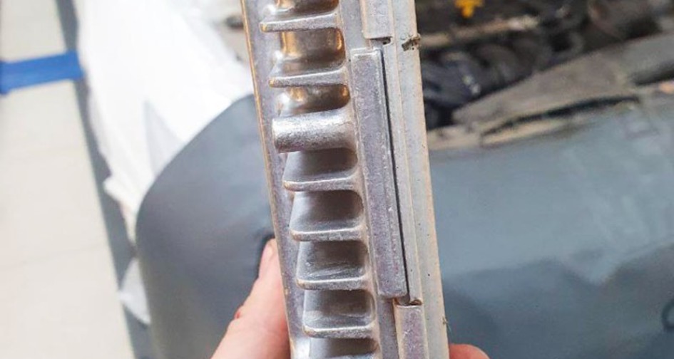 Удаление катализатора Hyundai Sonata 2.0 (150 л.с.). Установка металлического катализатора. Чип-тюнинг