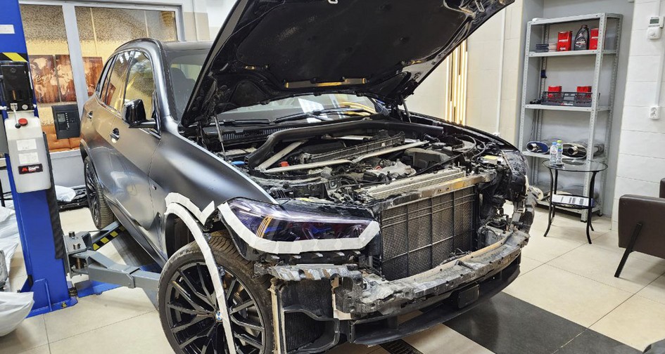 Чистка радиаторов BMW X5 G05 M50d 3.0 (400 л.с.)