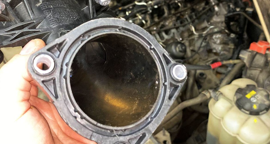 Отключение клапана EGR и чистка впуска на BMW X5 (F15) 30d 3.0 (249 л.с.). Чип-тюнинг